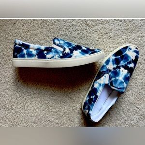 Brand new Old Navy tie-dyed blue/white slip on sneakers, 8.5